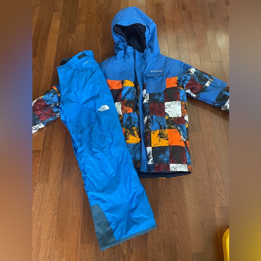 Columbia & North Face Snowboard/ski set perfect condition only wore once.